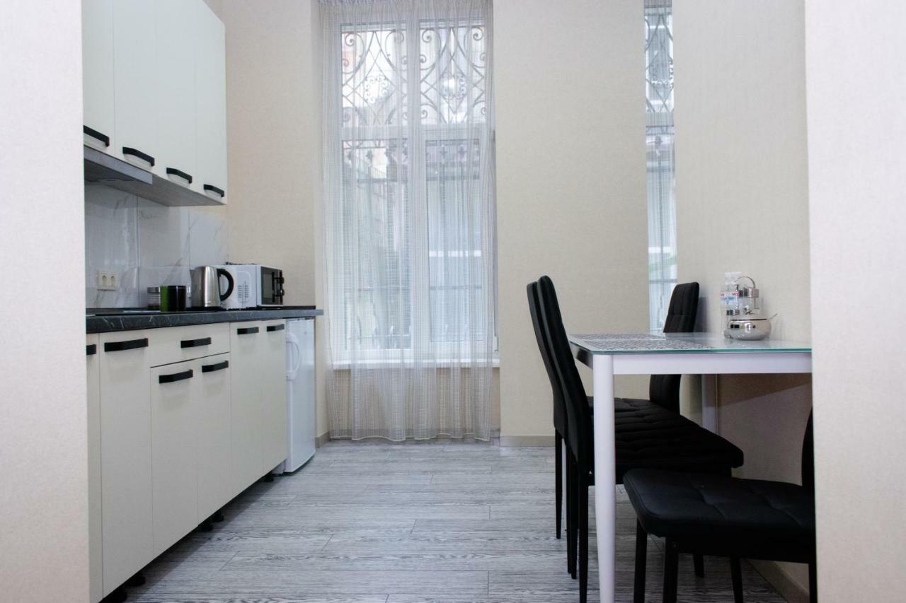 Apartment Barvy Lvova On Kostyushka St 外观 照片